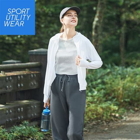 uniqlo exercise clothes|Review: Uniqlo Sport Activewear Line .